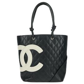 Tote Chanel Cambon in pelle trapuntata Petite