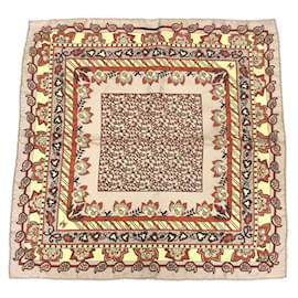 HERMES Carre 42 Scarf - Hermès