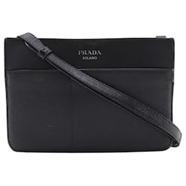 Mini borsa a tracolla in pelle Saffiano nera - Prada