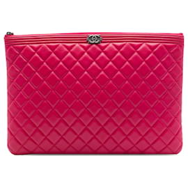 Clutch Chanel Red Large Quilted Calfskin Chain Boy O Case