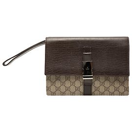Clutch Gucci Beige GG Supreme