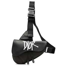 Borsa Saddle in pelle di vitello granulata nera Black Shawn Stussy Dior