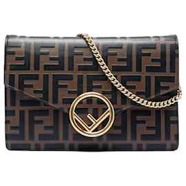 Fendi Braun Zucca Prägeleder F Is Fendi Umschlagbörse mit Kette