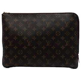 Louis Vuitton Marrone Monogram Etui Voyage MM