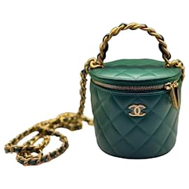 Chanel Beauty Case Piccolo in Pelle di Agnello Verde
