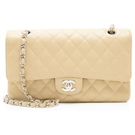 Borsa Chanel Classic Double Flap Medium in pelle Caviar