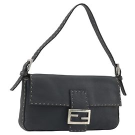 Borsa a tracolla FENDI Celeria Mamma Baguette in pelle Grigio Argento Autentica yk20674M