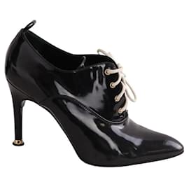 Botas Louis Vuitton de charol negro Talla 40