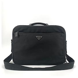 Prada Valigetta e Tote Bag in Re-Nylon con Logo Triangolare, Borsa a Spalla