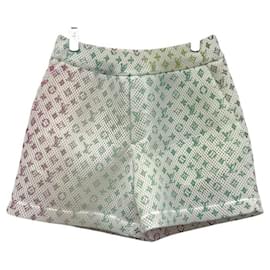 Louis Vuitton Shorts de malla Monogram sin usar