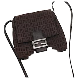 Fendi Zucca Canvas Schultertasche