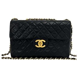 Chanel Vintage Large Matelassé Lammfell Schultertasche
