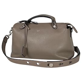 Borsa a 2 modi in pelle Fendi By The Way Medium