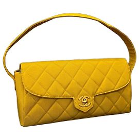 Chanel Borsa a Tracolla Trapuntata Nylon Gialla