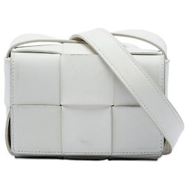 Bottega Veneta Borsa a tracolla Cassette in nappa Intrecciato bianco Candy