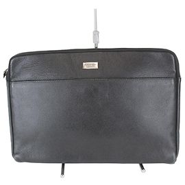 Clutch in pelle Salvatore Ferragamo