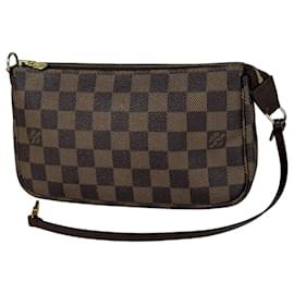 Pochette Louis Vuitton Pochette Accessoires