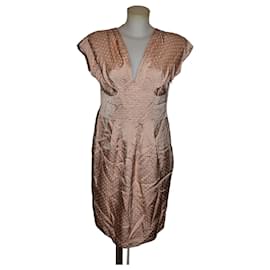 Vestido Moschino Cheap and Chic rosa pó com bolinhas