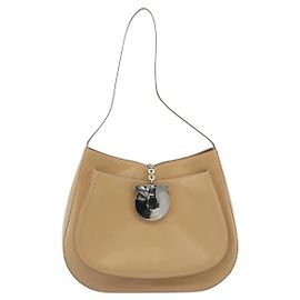 Salvatore Ferragamo Gancini in pelle lucida
