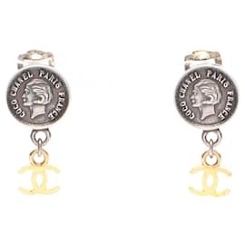 Boucles d'oreilles Swing Chanel Coco Mark Medallion