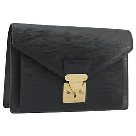 LOUIS VUITTON Epi Serie Dragonne Pochette Black Noir M52612 LV Auth ep15521