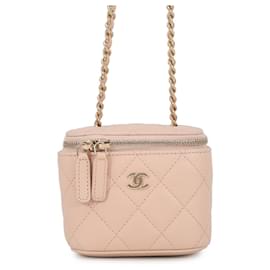 Chanel Matelassé Mini Vanity Case