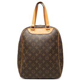 Louis Vuitton Marrón Monogram Excursion