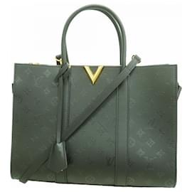 Louis Vuitton Very Tote GM M42883 Noir