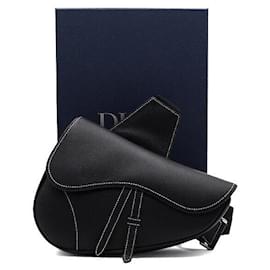 Dior Borsa a tracolla a marsupio da uomo in pelle di vitello granulata nera Saddle