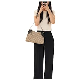 Gucci Borsa a tracolla GG Emblem Medium Beige Dark Brown