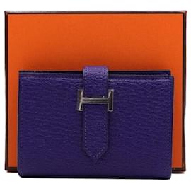 Hermès Mini-Geldbörse in Lila mit silberner Hardware Unisex Kartenhalter