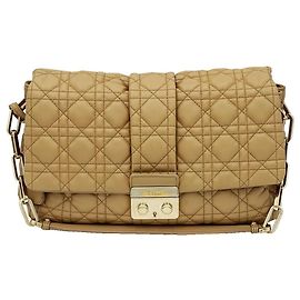 Dior Borsa a tracolla con patta in agnello beige con finiture dorate