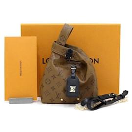 Bolso Tote y Bolso de Hombro con Cadena Monogram Atlantis BB Tote Bag and Chain Shoulder Bag Crossbody - Louis Vuitton