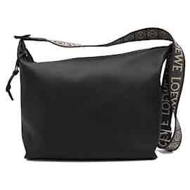Loewe Borsa a tracolla e crossbody Cubi Medium in pelle grigio scuro