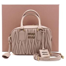 Borsa Tote e Borsa a Spalla Arcadia Napa da donna in Powder Pink - Miu Miu