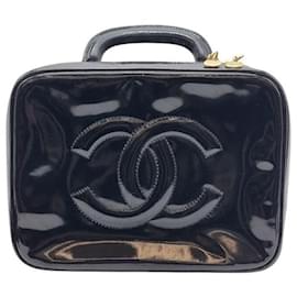 Chanel Borsa a mano con manico superiore e tracolla in vernice