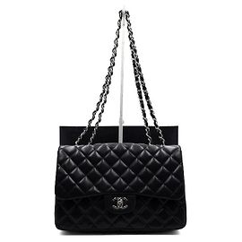 Chanel Borsa a tracolla One Flap con catena argentata