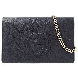 Portafoglio a tracolla con catena in pelle blu navy Gucci