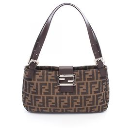 Borsa a tracolla Fendi Mamma Bucket Zucca