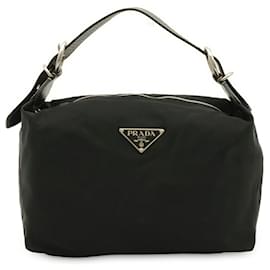 Prada Schultertasche aus Nylon und Leder mit Dreieck