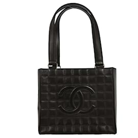 Tote Chanel Chocolate Bar CC in pelle trapuntata Small