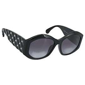 Gafas de sol CHANEL de plástico negro CC Auth BA14257M