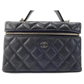 Borsa a Spalla Chanel Matelassé in Nero