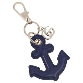 Porte-clés GUCCI Motif Ancre en cuir bleu marine et métal doré Auth BA14709M
