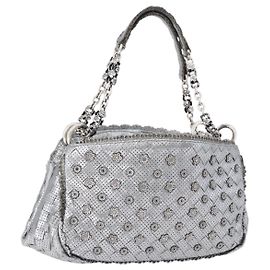BOTTEGA VENETA INTRECCIATO Ketten-Schultertasche aus Leder Silber Auth 194867V