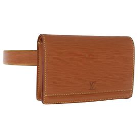LOUIS VUITTON Epi Ceinture Tilsitt Pochette Zipangu Gold M52598 LV Auth 194712V