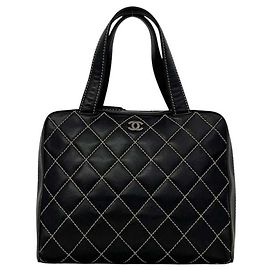 Borsa Tote Chanel in pelle di agnello nera