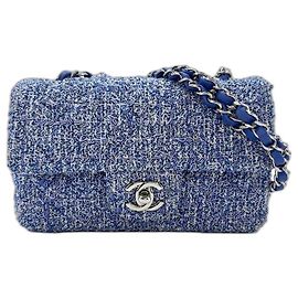 Borsa a tracolla Chanel Mini Matelassé in blu