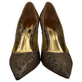 Gianvito Rossi Gianvito 105 spitze Pumps in Gold Metallic Glitter