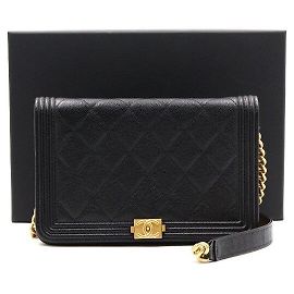 Chanel WOC in Caviar Nero con Catena Dorata a Tracolla e a Spalla